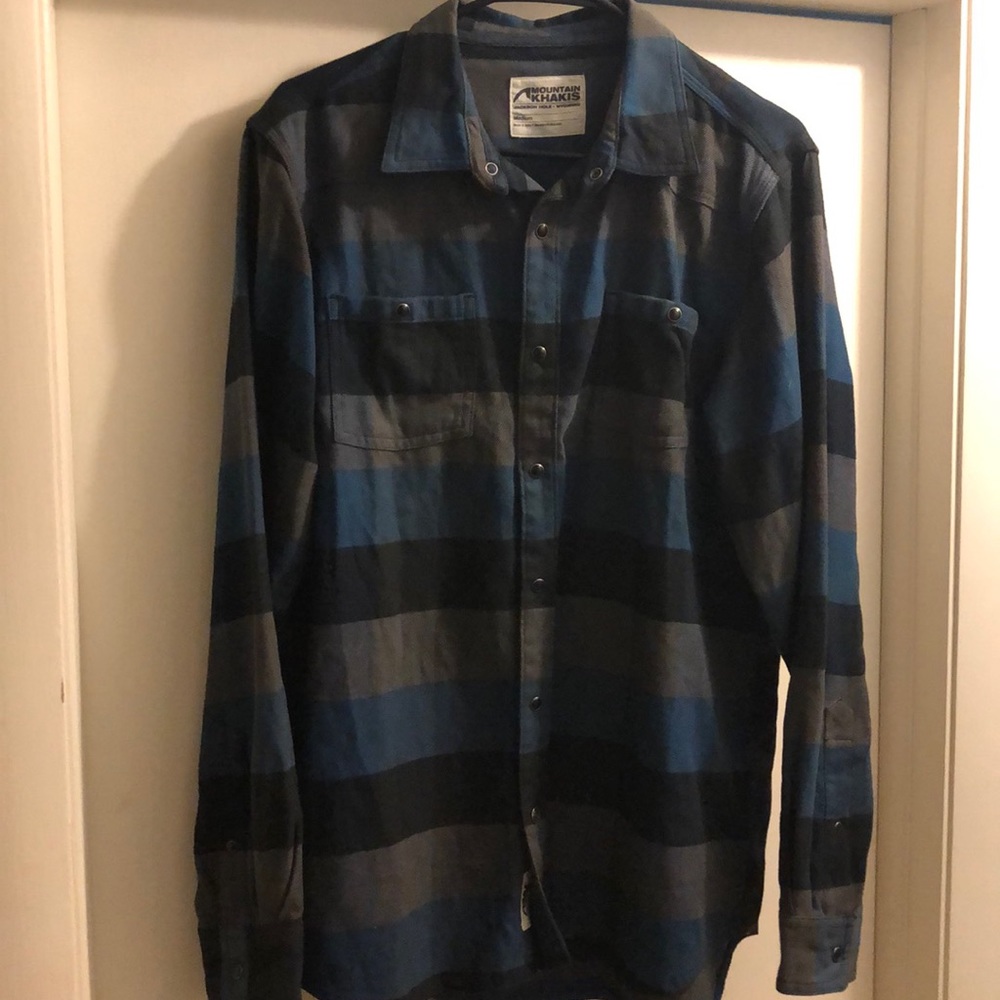 Mountain Khaki snap buttons flannel